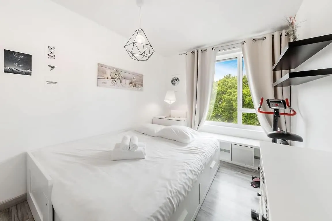 Le Prevert, T3 Avec Terrasse Et Parking Rennes